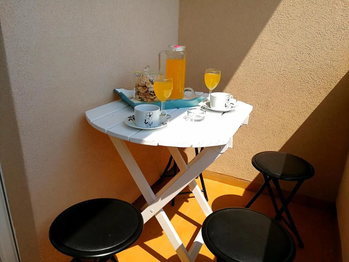 Apartment Harmony Pula 0*,